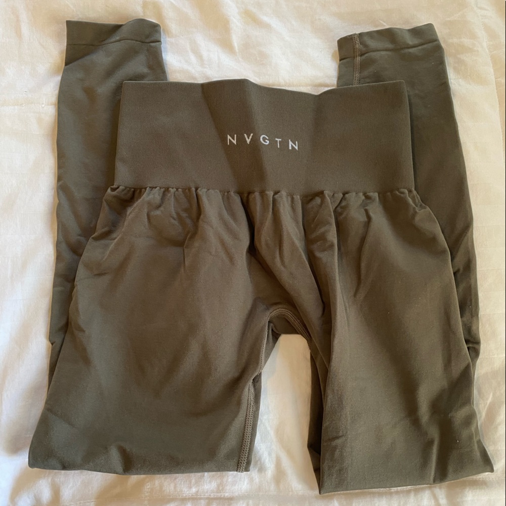 NVGTN Solid Seamless Leggings